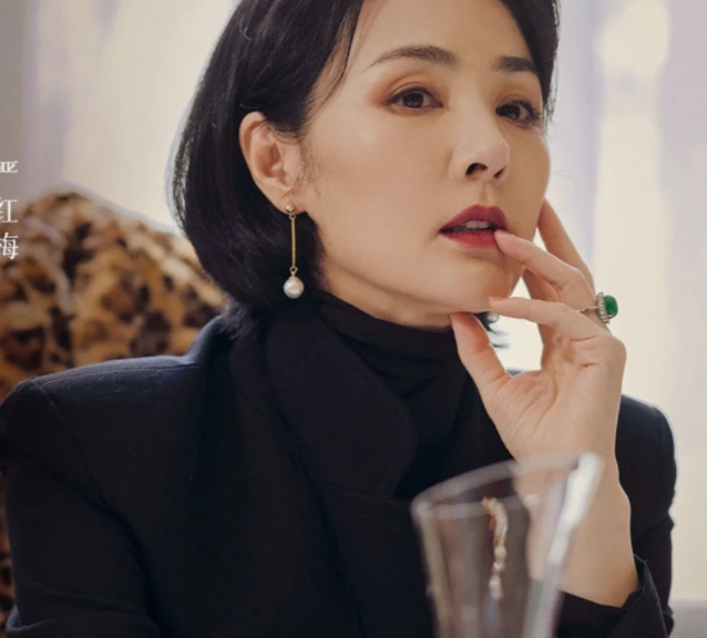 26歲“一脫成名”，掌摑陳寶國，碾壓章子怡，出道26年零緋聞，她憑的是什麼？